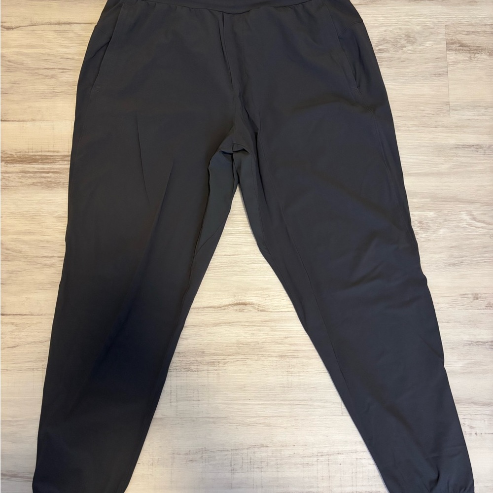 lululemon athletica Men's Surge Jogger